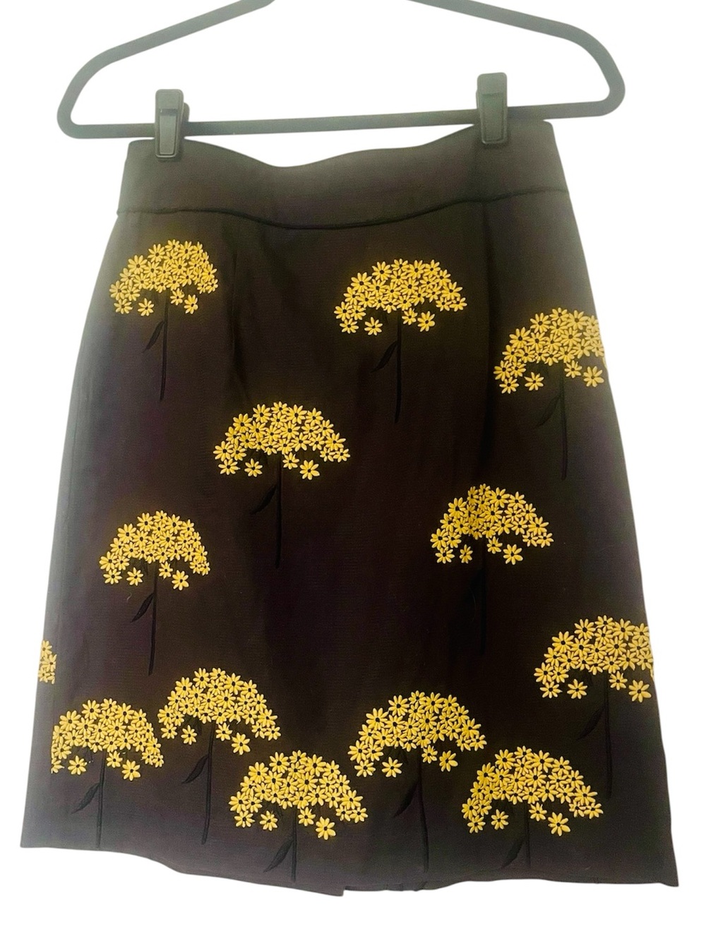 Anthropologie Floral Embroidered Size 4 Black Skirt by Floreat